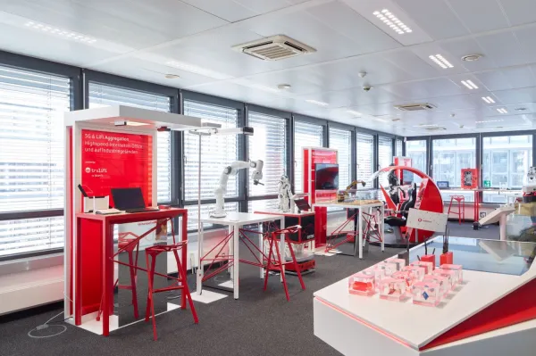 U7M1-Vodafone-b%20special.jpg